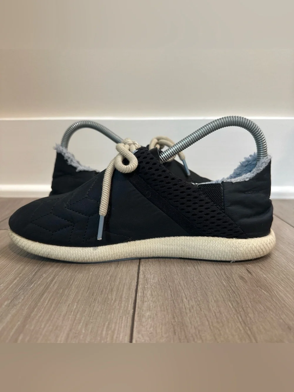 OluKai lightweight flats